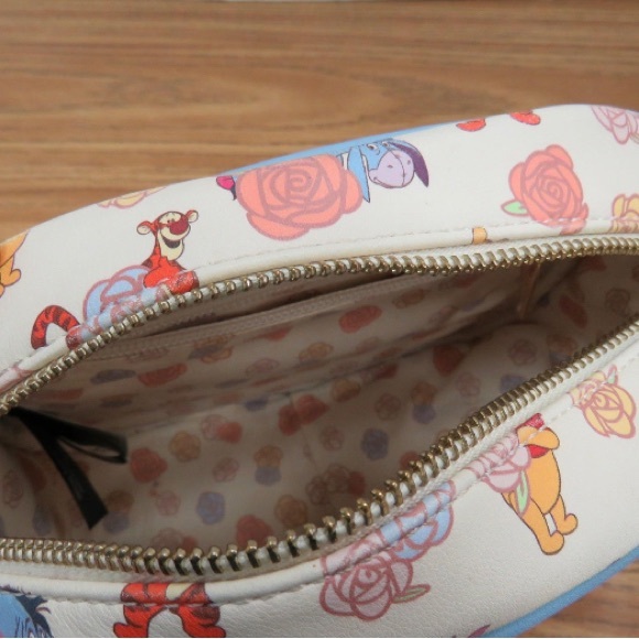 Our Universe Disney Winnie The Pooh
Floral Convertible Crossbody Bag w w… - Picture 3 of 7